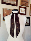 The Smiley Pocket Twilly in Brown